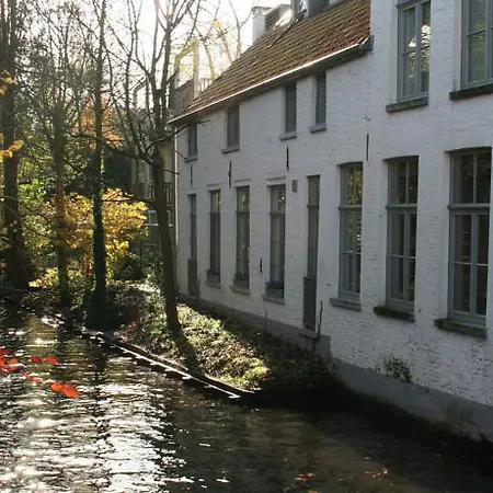 Au Coeur De La Famille בית נופש קנוקה-הייסט